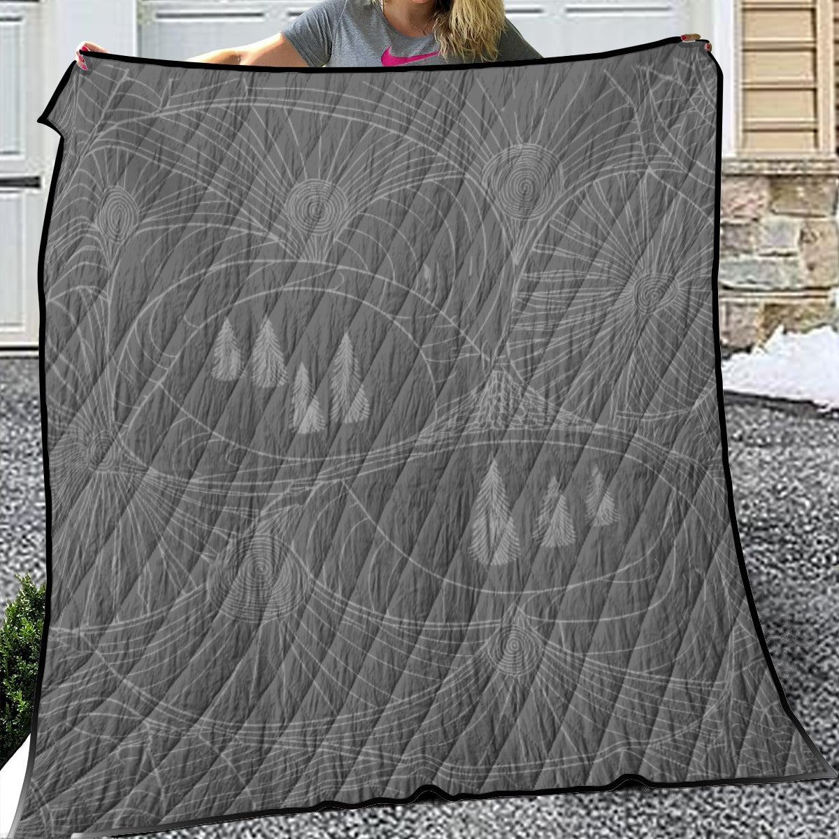 Lightweight & Breathable Quilt With Edge-wrapping Strips